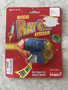 Vintage Sparking Ray Gun Keychain Key Ring New Tested 1999 Space Aliens - Picture 1 of 6