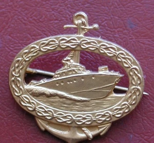 DISTINTIVO METALLO EQUIPAGGI DI MARINA GUARDIA DI FINANZA G.D.F. RAMO MARE #2 - Foto 1 di 2