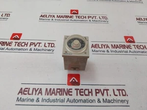 Lot of 2X OMRON H3CR-A Timer 0.05S-300H 24-48VAC 50-60Hz - Picture 1 of 8