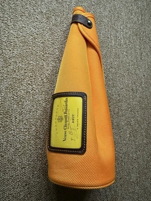 Veuve Cliquot Flaschenkühler Champagnerkühler 0,75L Flasche Kühltasche  Gelb - Bild 1 von 4