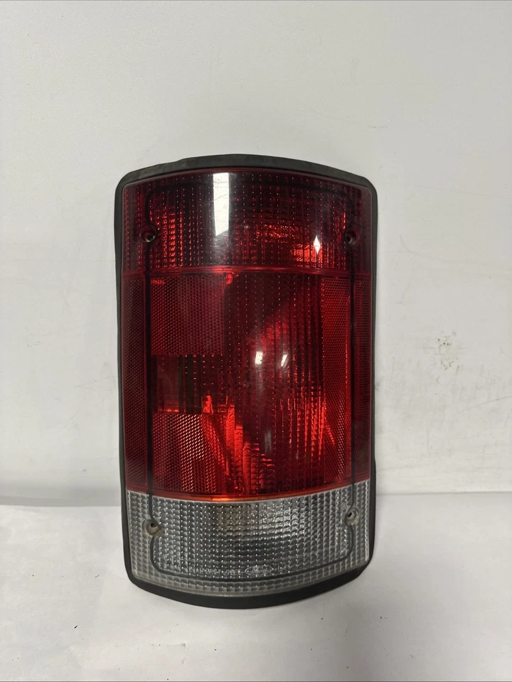 Driver Left Tail Light Fits 05-14 FORD E350 Super Duty Van N5 - Image 1 of 2