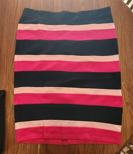 Falda Eloquii Talla 18 Rosa y Azul 28" Largo - Nueva Sin Etiquetas Excelente Estado - Imagen 1 de 5