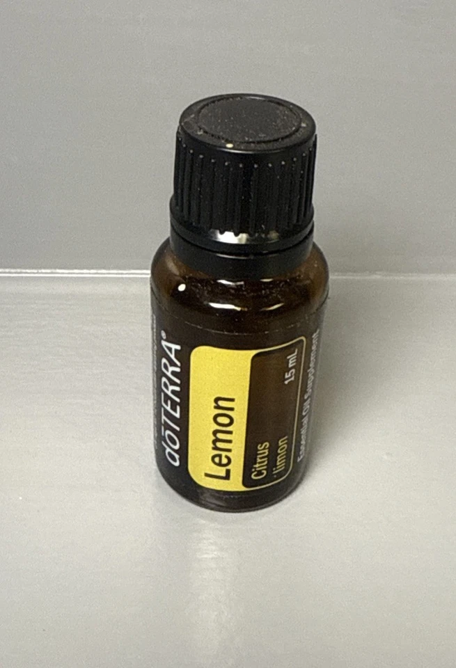 Aceites esenciales doTERRA limón cítrico, 15 ml - caducidad 11-2027 Foto 1 de 2