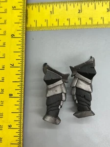 Piernas Espinillas Negras Plata Vampiro Legiones Míticas Barón Volligar 6" 1/12 Cósmico - Imagen 1 de 1