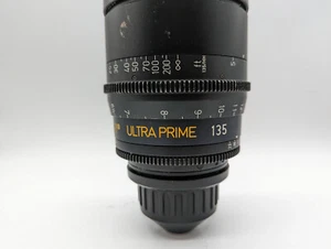 ARRI 135mm Ultra Prime Sonnar T1.9 F Lens (PL Mount, Imperial/Feet) - Picture 1 of 7