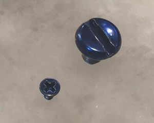 Tornillos de disco pivotante y pulgar de acero inoxidable azul translúcido para cuchillos Emerson - Imagen 1 de 4
