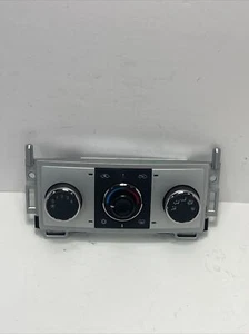 2008 - 2012 Chevrolet Malibu AC Heater Climate Control OEM 28272781 - Picture 1 of 8