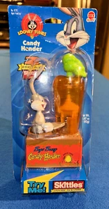 Looney Tunes Bugs Bunny Candy Hander 1998 Cap Candy Skittles Toy - Picture 1 of 10
