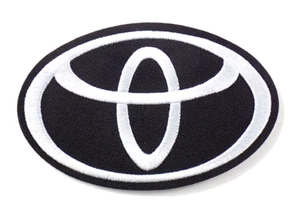 TOYOTA PARCHE BORDADO PLANCHA/COSER 4" X 2-1/2" CARRERAS DAKAR RALLY FORMULA ONE - Imagen 1 de 2