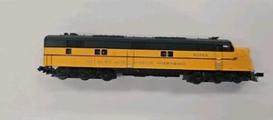 N Scale Life-Like 7350 E6A Loco Chicago & NorthWestern #5005-A CNW - Picture 1 of 5