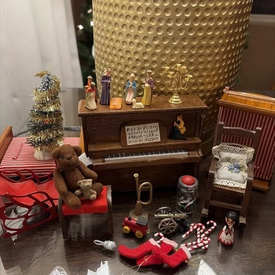 Dollhouse Miniatures Christmas Lot. Piano, Beds, Toys, Sleigh, Nativity, Bears ￼ - Image 1 of 4