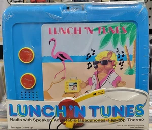 Lonchera Lunch N Tunes 1986 azul con oso y flamenco rosa sellada de fábrica - Imagen 1 de 4