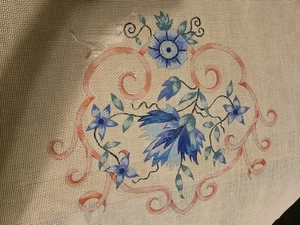 Tapiz de lana grande de diseño floral de lona a punta de aguja 19x20 - esquina inicial - Imagen 1 de 6