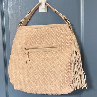 Moda Luxe Herringbone Hobo Style Shoulder Handbag Fringe Tassel Beige LRG Purse - Image 1 of 4