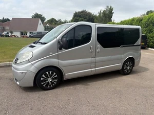 2011 renault trafic Vauxhall vivaro sport day van not camper or motorhome - Picture 1 of 23