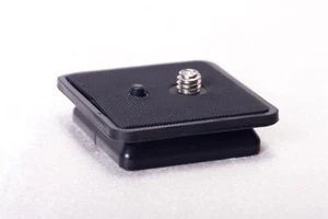 Quick Release Plate for Sunpak 6200DX Platinum Plus Tripod 620-738 6200 DX - Picture 1 of 4