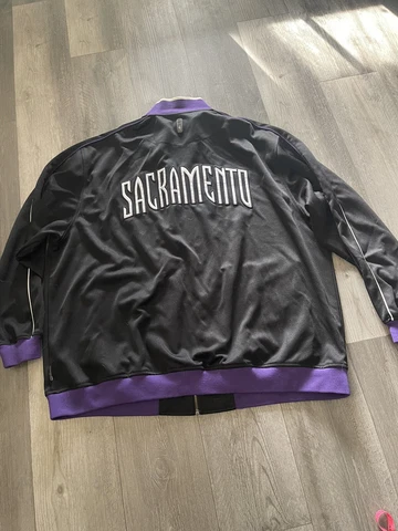 Sacramento Kings NBA Basketball Zip Up Sweater Men's Size  XXL Cover
