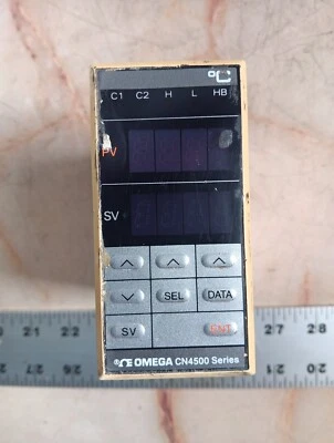 OMEGA CN4500 SERIES CN-4501TR-D1-A TEMPERATURE CONTROLLER - Image 1 of 4