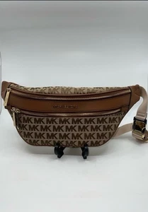 Michael Kors Fanny Bag/Crossbody - Picture 1 of 8