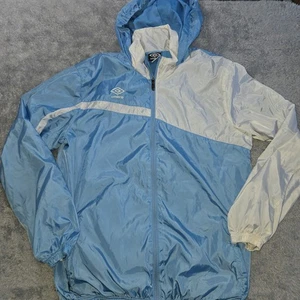 Giacca a vento vintage Umbro uomo grande blu chiaro calcio con cappuccio poliestere - Foto 1 di 10