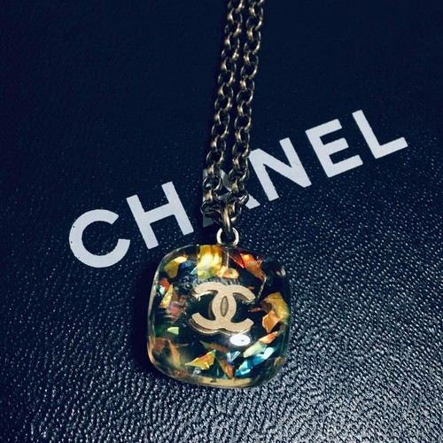 Collana CHANEL Trasparente Aurora Marca Coco Resina Catena Lunghezza 46 cm Con Scatola