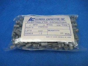 (200) ILLINOIS CAPACITOR Radial Electrolytic Audio Caps 47uF 16V (Non-Polarized) - Picture 1 of 3