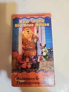 Bear in the Big Blue House - Halloween  Thanksgiving (VHS, 2000) Sealed - Foto 1 di 8