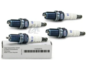 KIT 4 CANDELE ORIGINALI GM OPEL OE 95528733 ASTRA J CASCADA MOKKA / MOKKA X ZAFI - Foto 1 di 6