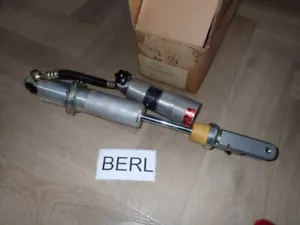 Honda CR125 1986 NOS OEM Kayaba Suspension Rear Shock 52410-KS6-671 - Picture 1 of 5