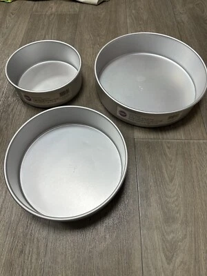 3 x Wilton Decorator Preferred Aluminium Runde Kuchenform - 12x3”, 10x3” & 8x3” - Bild 1 von 4