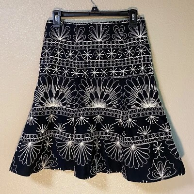 Falda acampanada Nanette Lapore vintage negra bordada línea A talla 2 hecha en EE. UU. Foto 1 de 4