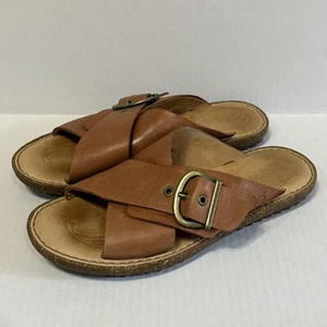 BORN Rio Tan Leather Slip On Sandals Women Sz 7 Minimalist Neutral Comfort Soft - Picture 1 of 8