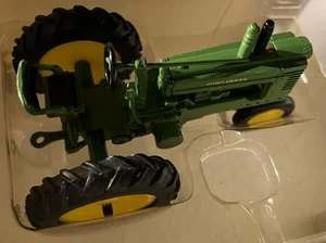Danbury Mint 1/43 Scale John Deere Model "A" New in Box - Picture 1 of 2