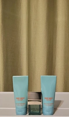 Victoria's Secret VERY SEXY FOR HIM 2 Travel Size Set 0.34oz / 10ml Cologne - Image 1 of 4