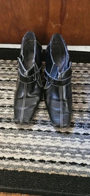 Botas aerosoles para mujer 7.5 B botín al tobillo cuero marrón punta cuadrada cono informal Foto 1 de 4