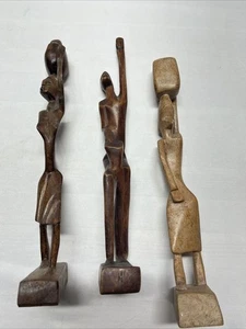 Juego De Colección De 3 Estatuillas De Arte Popular Africano Talladas A Mano 12 Pulgadas De Alto. - Imagen 1 de 4