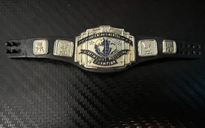 WWE Elite Mattel Intercontinental Championship Action Figure Cintura Titolo WWF Giocattolo - Foto 1 di 5