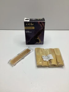 Pack of 8 Open Box L.A. SAX Reeds Eb Alto Saxophone - Picture 1 of 6
