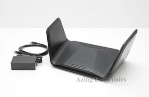 NETGEAR RAX70 Nighthawk AX6600 8-Stream Tri Band WiFi 6 Router - Picture 1 of 10