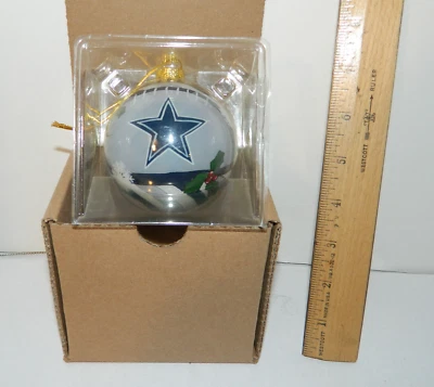 NFL Dallas Cowboys Texas Star Christmas Tree Ornament Hand painted rd Ball w box - Image 1 of 4