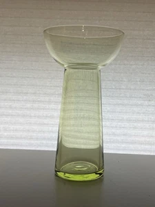 It’s Bulb Forcing Time! Large Vintage Pale Green Glass Bulb Forcing Vase ~ 8” - Picture 1 of 7