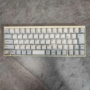 PFU HHKB Professional JP PD-KB420W White Mechanical Keyboard Japanese Layout - Picture 1 of 3
