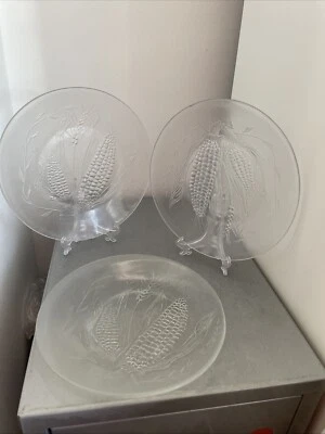 3x Duralux Moulded Glass Plates With Sweetcorn & Barley Decoration - Image 1 of 4