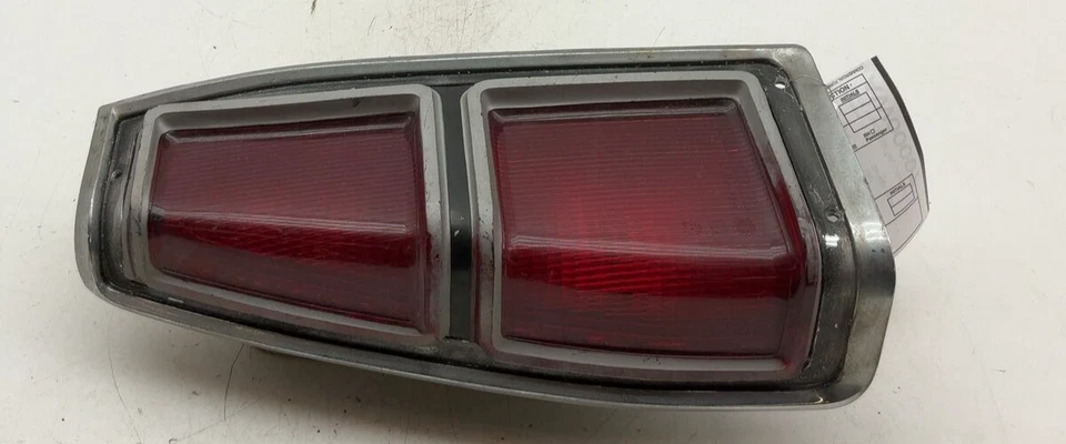 Conjunto de luces traseras Dodge Royal Monaco Station Wagon 1974 75 76 77 OEM conductores izquierdos Foto 1 de 4