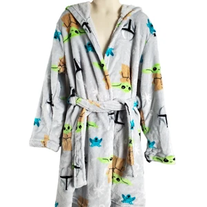 Star Wars Boys Robe Size 8 Medium Mandalorian Baby Yoda Grogu Grey Hooded - Picture 1 of 5