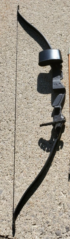 Arco e flecha de caça Sentinel Recurve - Imagem 1 de 4