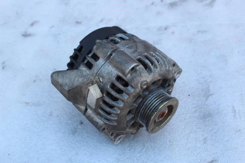 1996 CHEVROLET BLAZER ALTERNATOR - Image 1 of 4