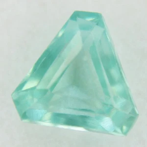 Natural Green Tourmaline .65 Ct Eye Clean Trillion Shape Loose Gemstones - Picture 1 of 3