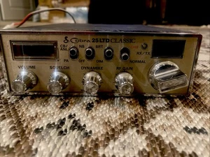 Cobra 25LTD CLASSIC 40 Channel CB Radio & Mic UNTESTED SOLD AS IS PARTS ONLY - Picture 1 of 8