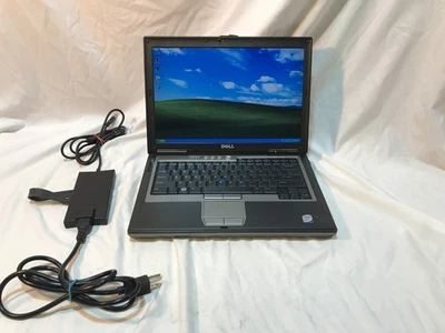 Dell Latitude Laptop D630 Duo Core 2GB 250HD Serial Windows XP Charger Vintage - Image 1 of 4